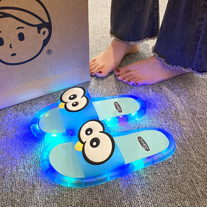 LED Cartoon Slippers – Vibrant Light-Up Sole & Cute Penguin Design – Flexible PVC & Easy Slip-On 🏠